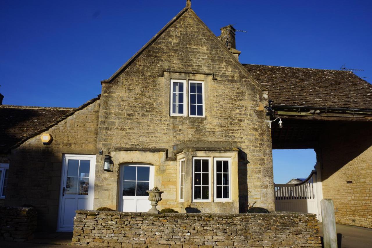 Vila Crucis Park Estate Cirencester Exteriér fotografie